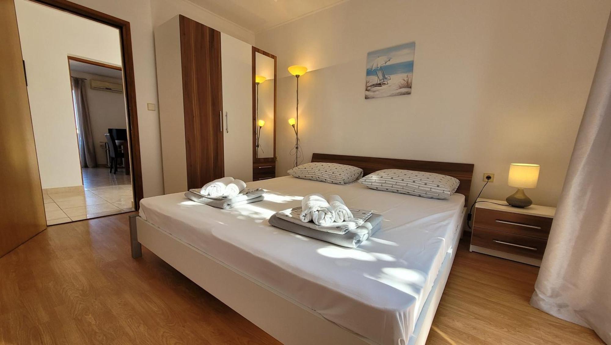 Apartments Adriana Omišalj Eksteriør billede