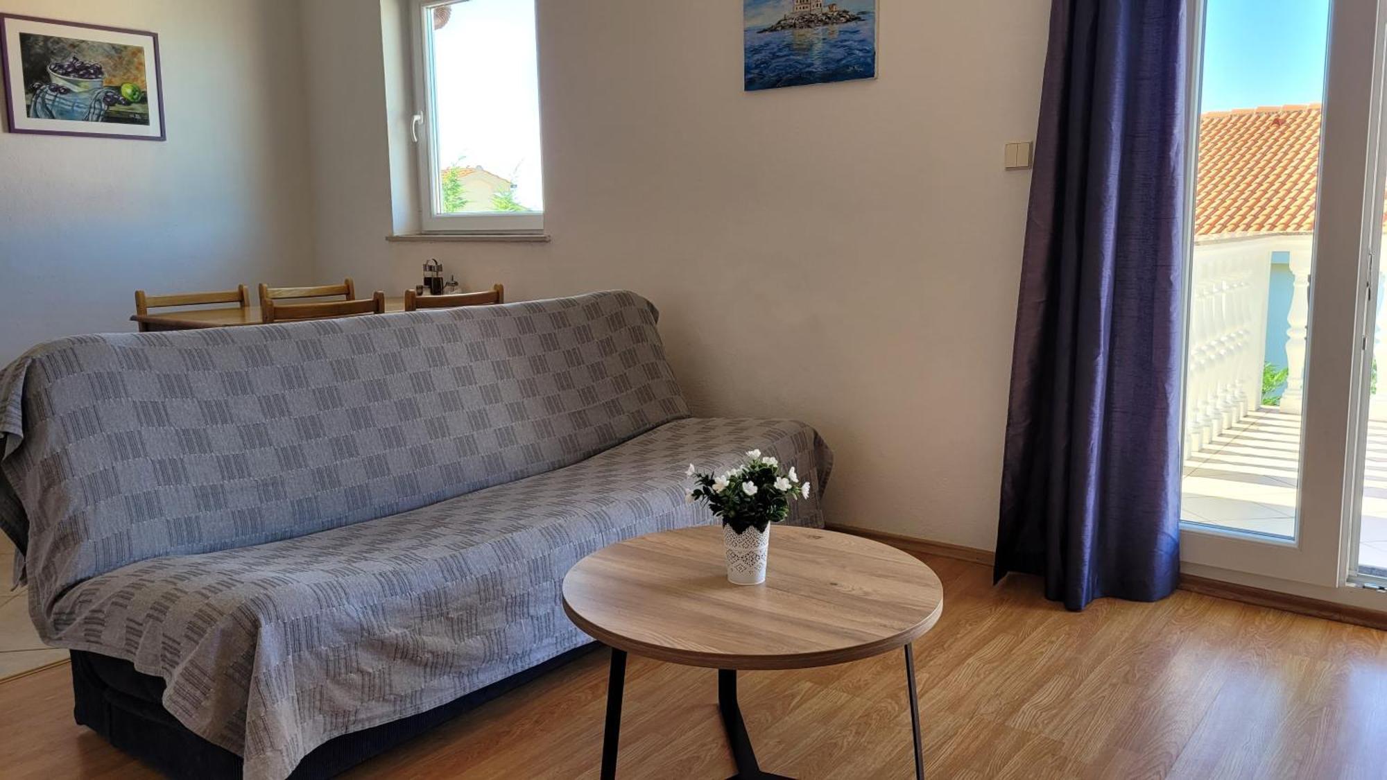 Apartments Adriana Omišalj Eksteriør billede